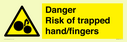 danger-risk-of-trapped-handfingers~